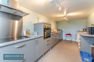 Kitchen- click for photo gallery